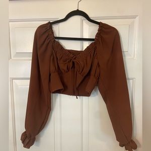 Long sleeve crop top